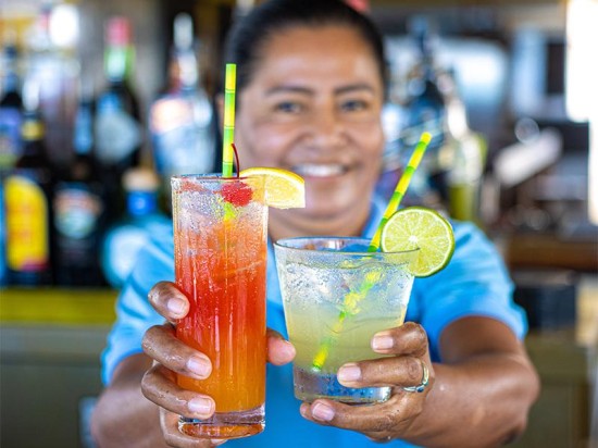 Happy Hour (daily)